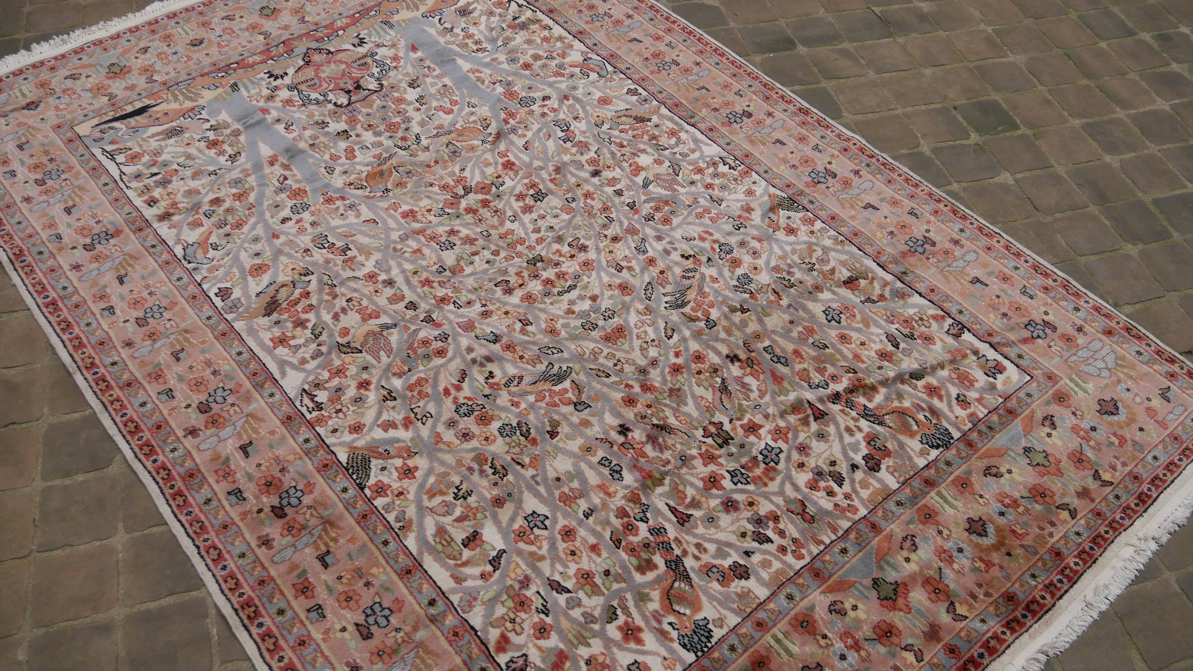 Pakistan Handmade Oriental Carpet 2.72 x 1.88 m