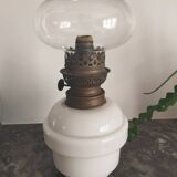 Oil lamp in opaline and brass