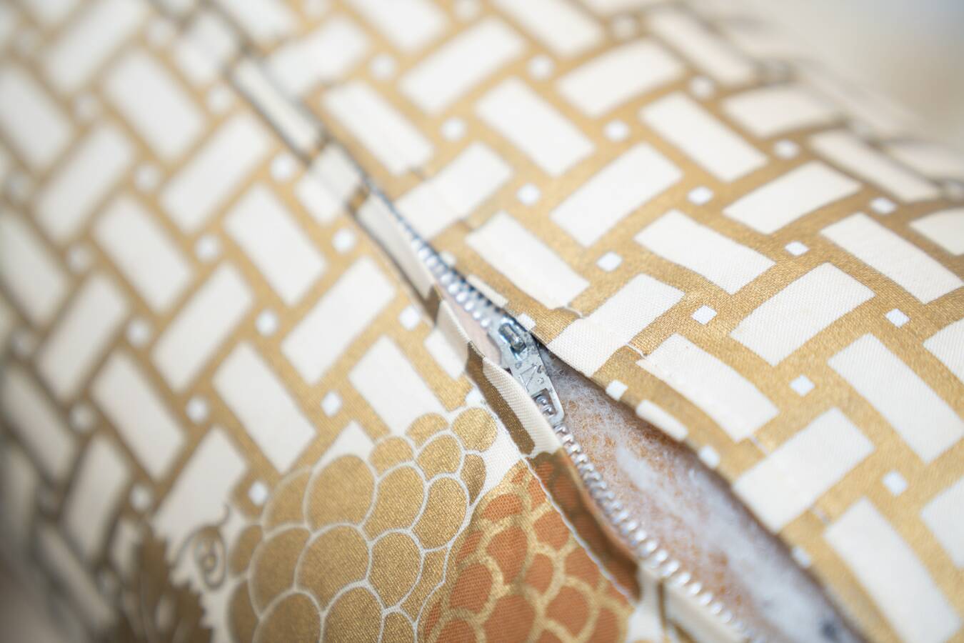 3-seater sofa and silk armchair, Tommaso Barbi, 1970