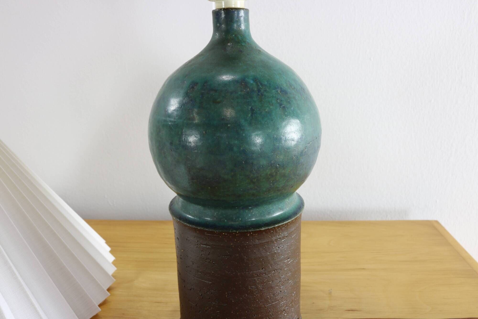 Sixties danish design ceramic tablelamp by Marianne Starck