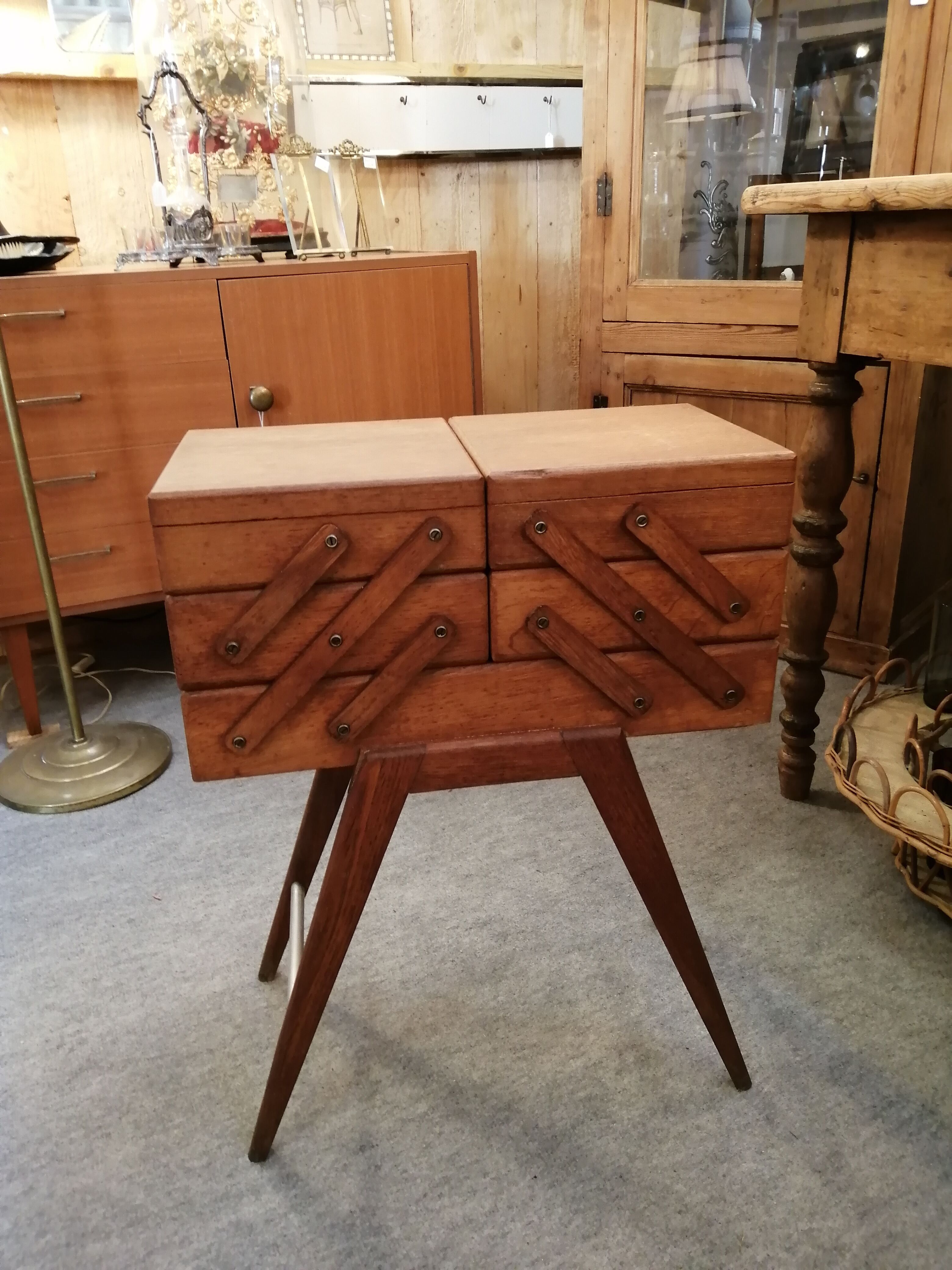Worker sewing box feet compass