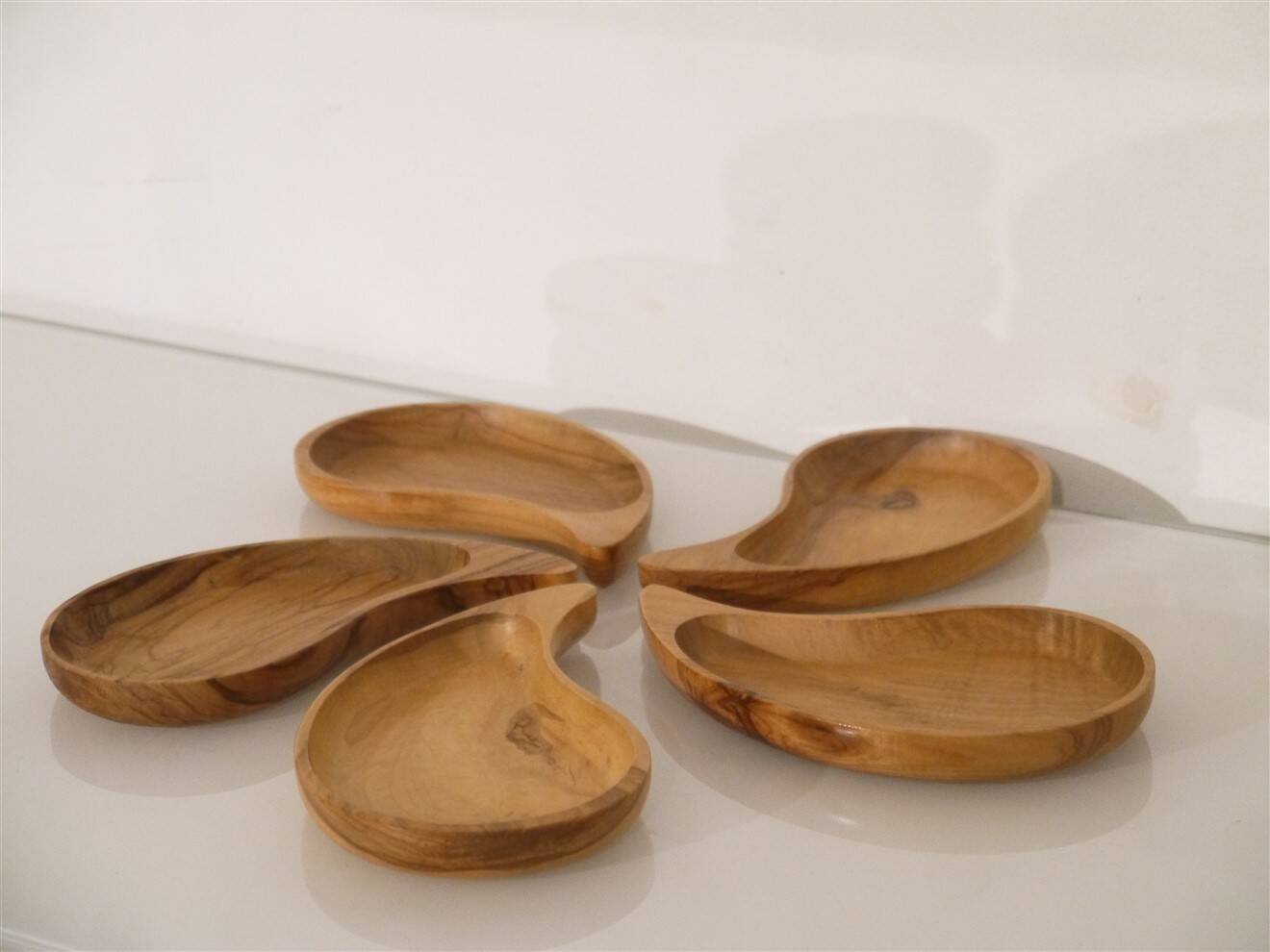 Set of vintage olive wood ramekins from the 1970s.