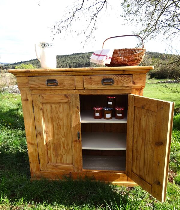 Buffet ancien style campagne