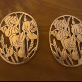 Paire de dessous de plat motifs iris