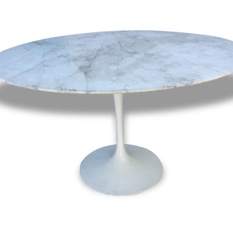 Table knoll tulipe 1970