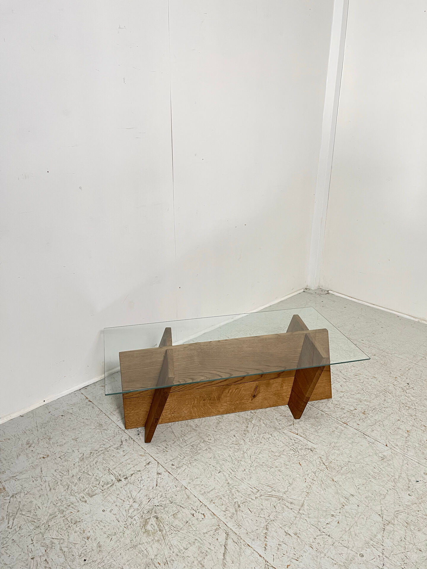 Oak coffee table from around 1960.