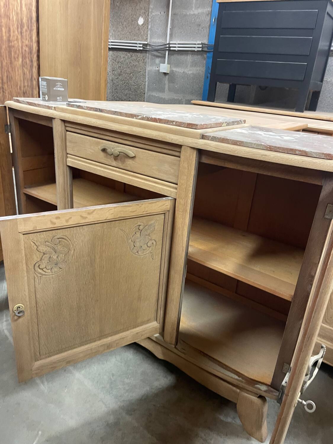 1950s Art Deco airbrushed sideboard