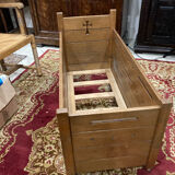 Vintage crib
