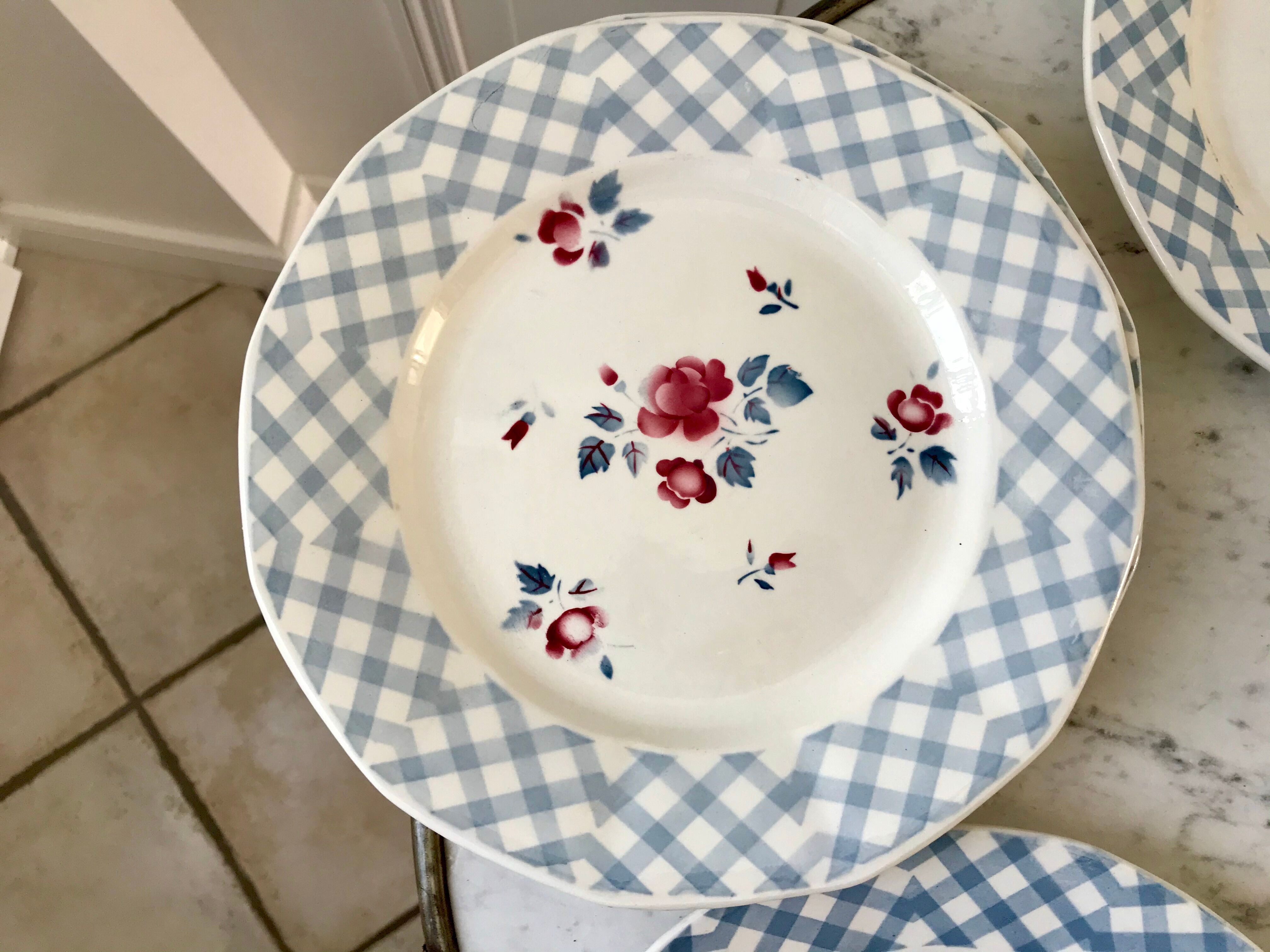 Set of 8 flat plates Digoin Sarreguemines 30s 40s