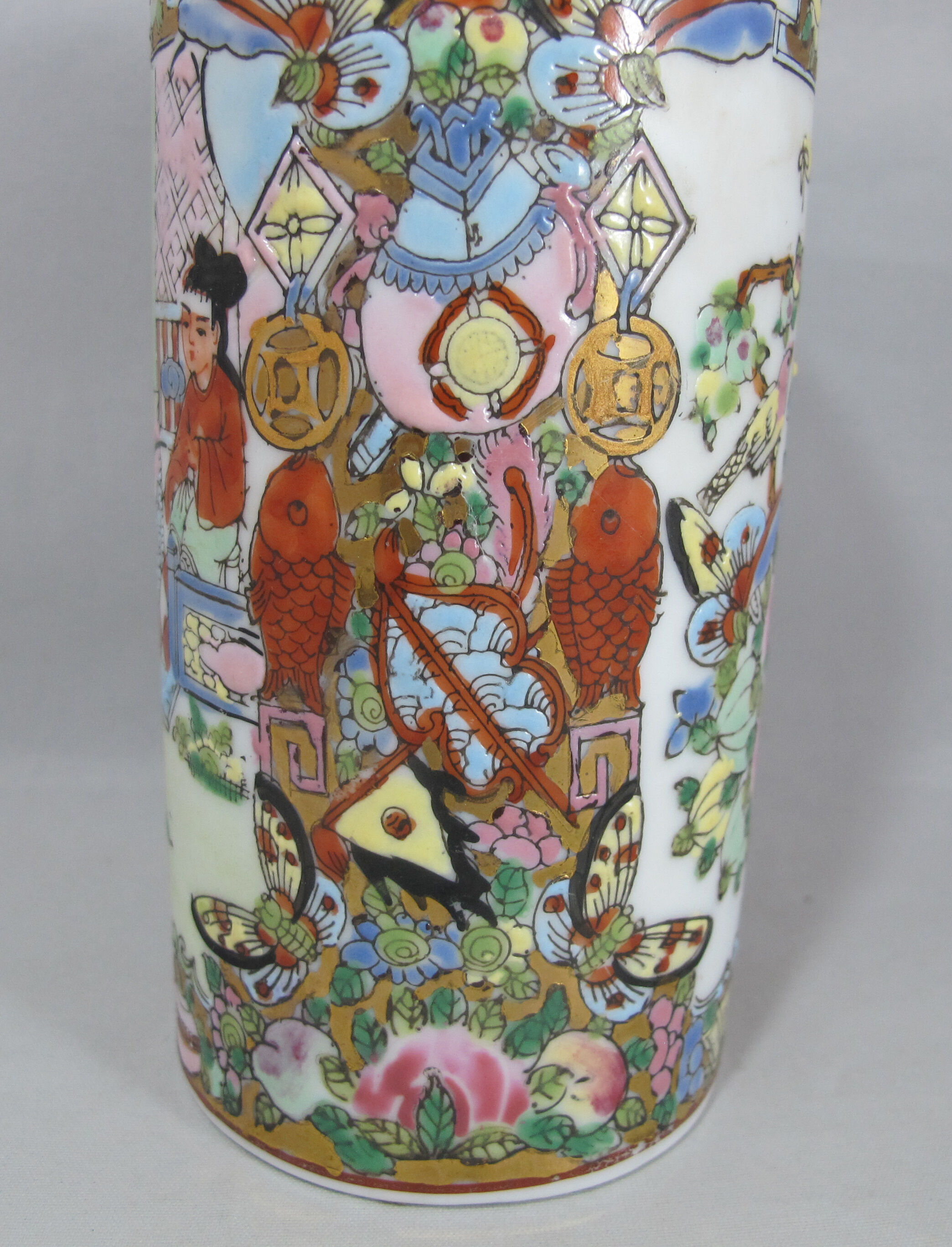 Chinese porcelain pencil pot