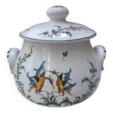 Vegetable dish or soup tureen in Moustiers earthenware signed LALLIER
