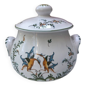 Vegetable dish or soup tureen in Moustiers earthenware signed LALLIER