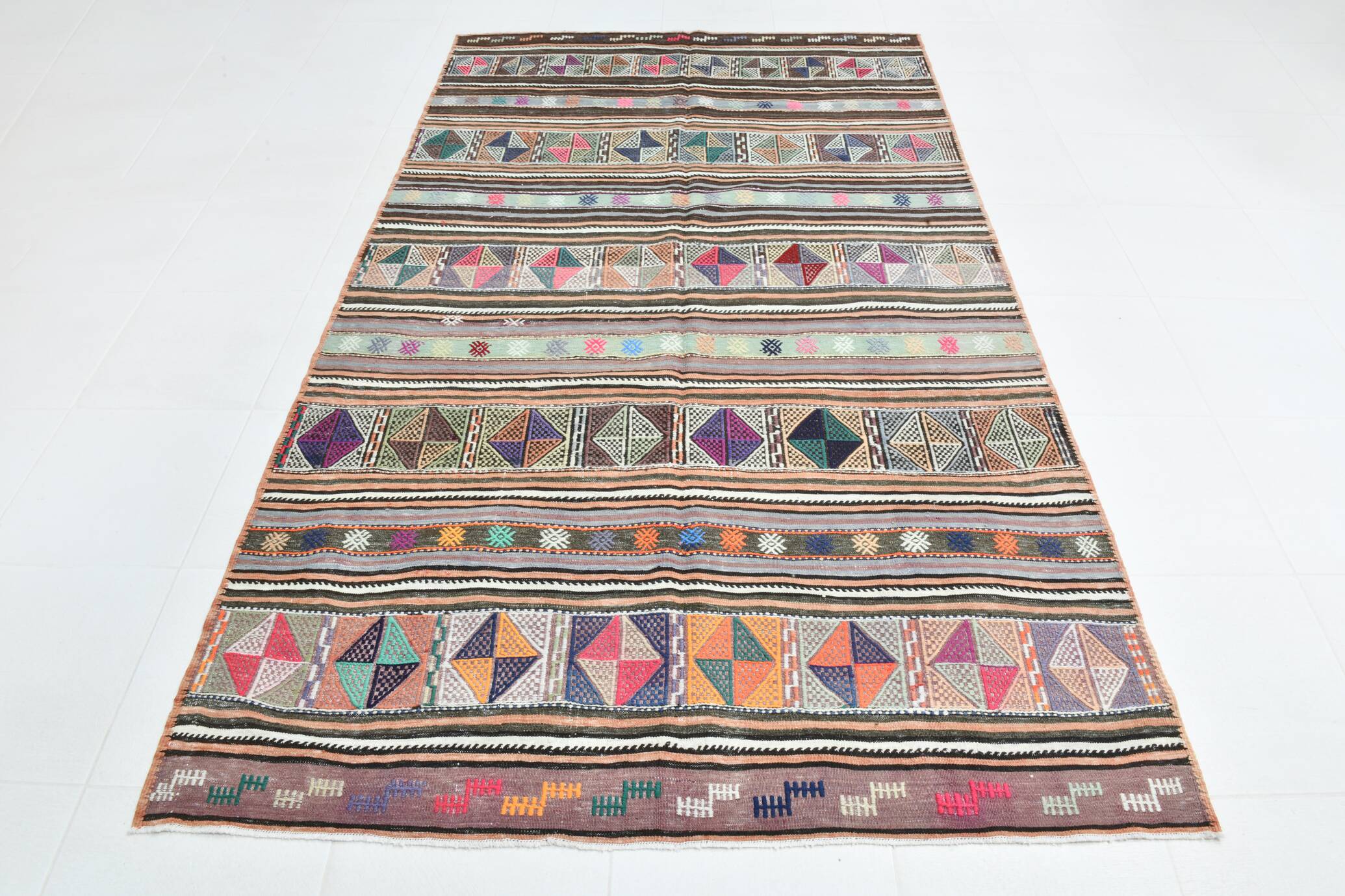 163x280Cm Fuchsia & Pink Persian Kilim Rug, 5x9 Soft Rug