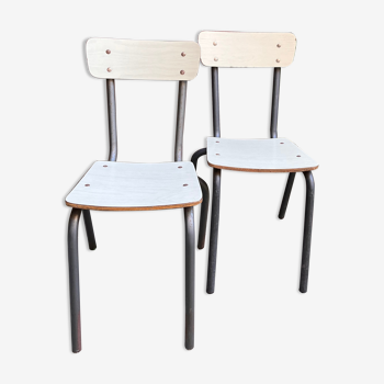 Lot de deux chaises vintage pour enfants en Formica blanches
