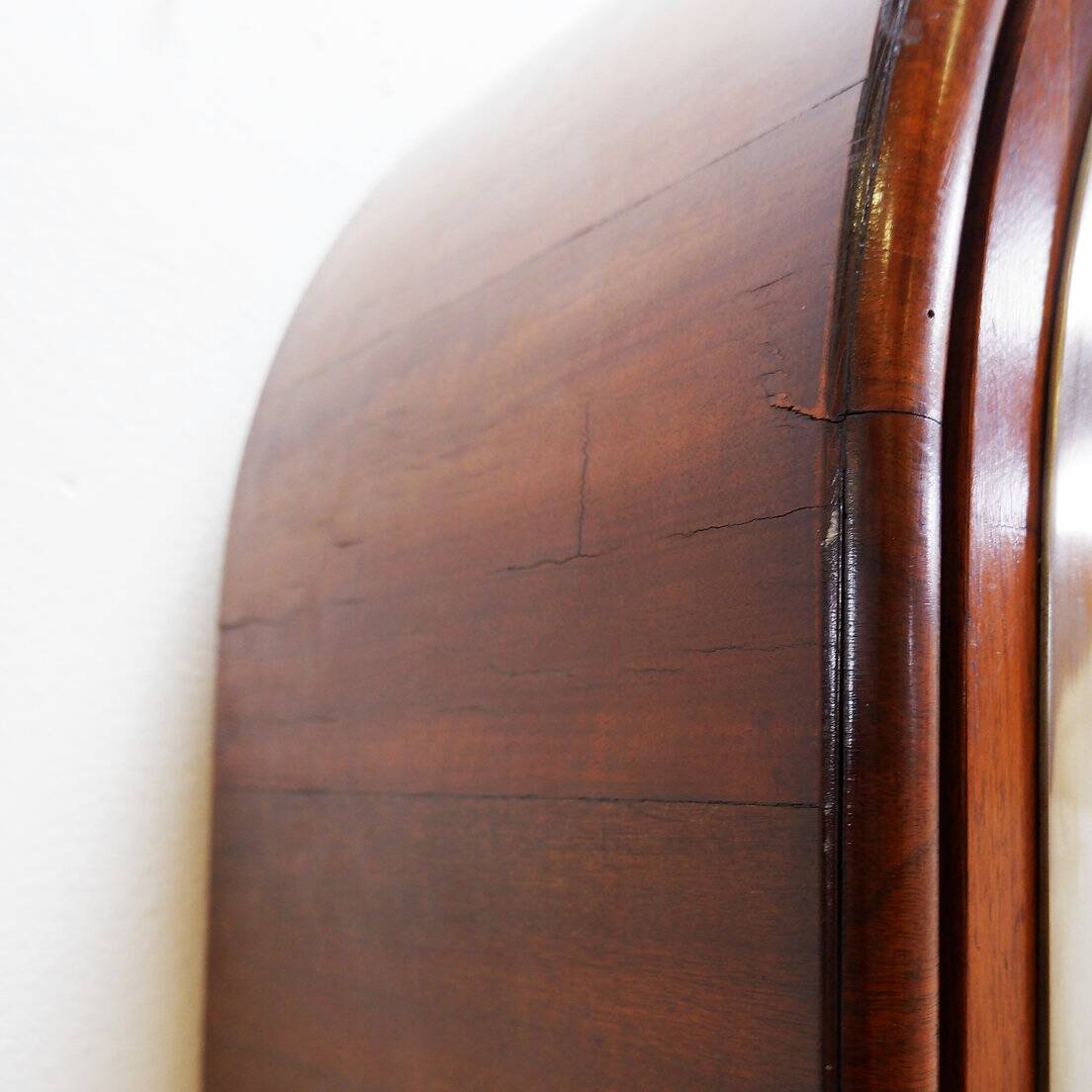 Arched display cabinet in wood and glass door - 1950s