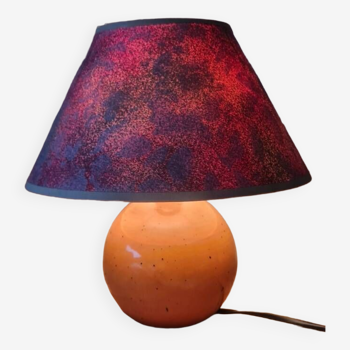 Lampe boule en noyer massif