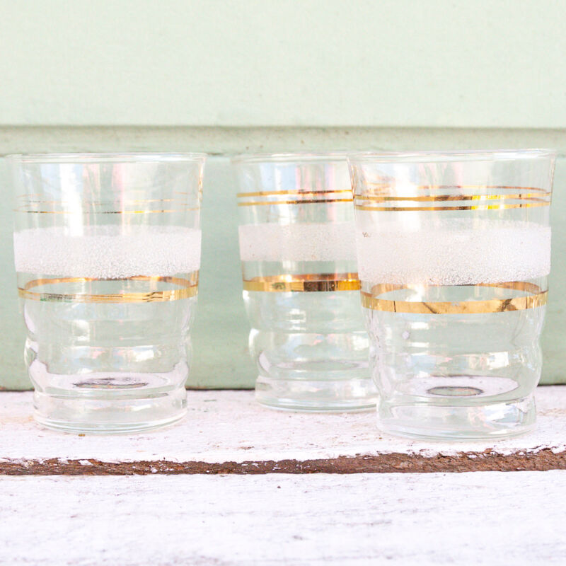 6 white and gold granite glasses