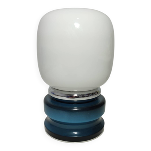 Lampe de table métallique.