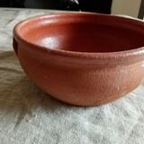Round terracotta dish