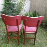 Deux chaises rouges vintage