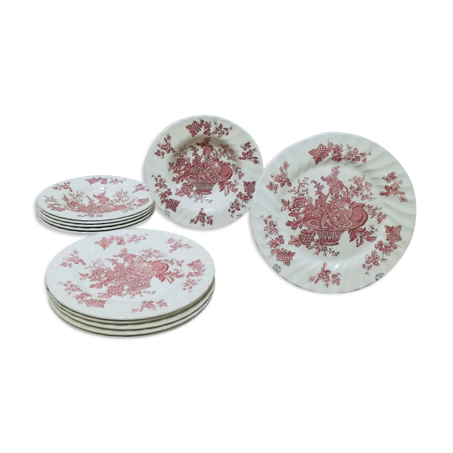 12 English plates Stanffordshire model "Bountiful"