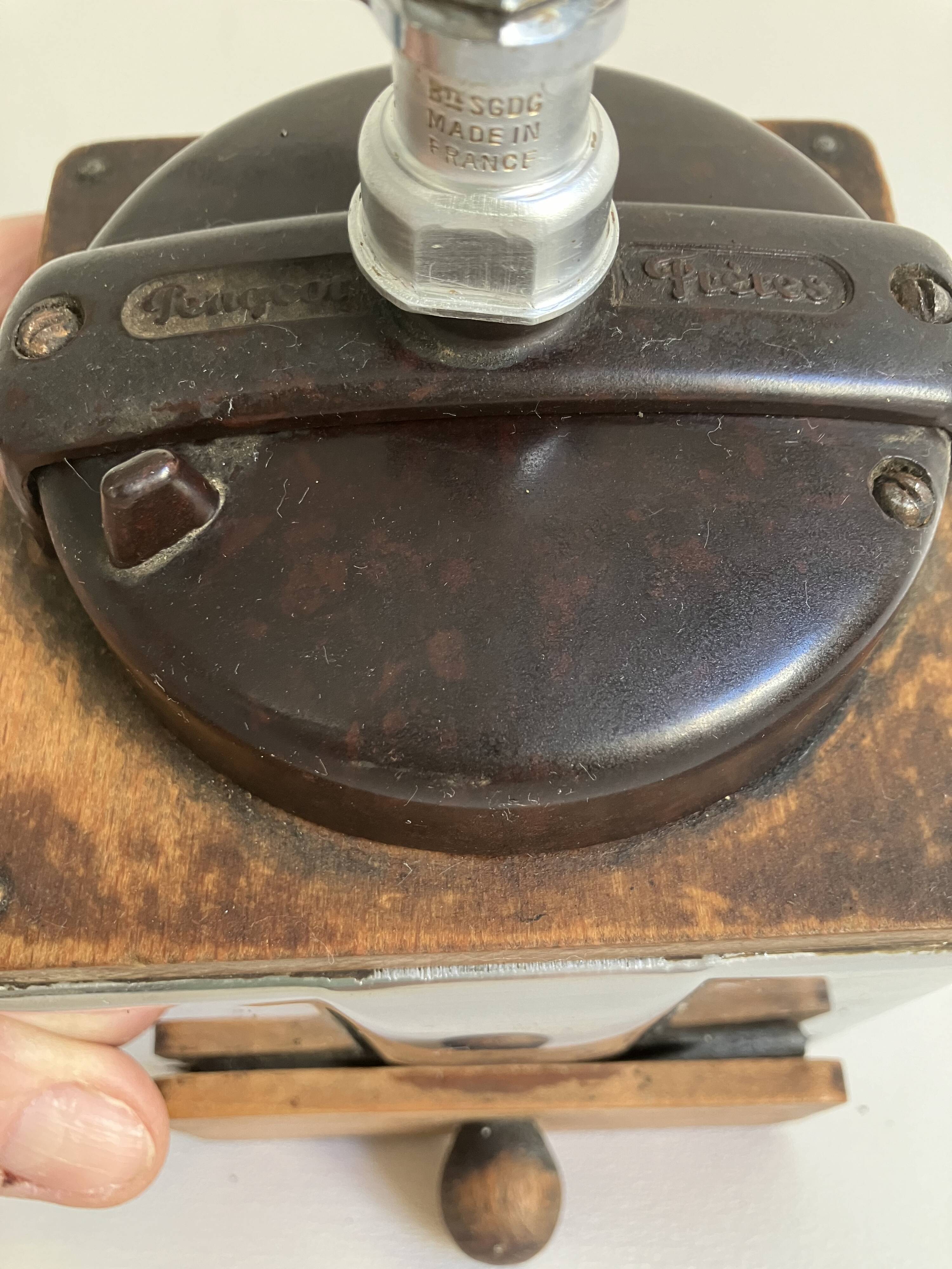 Peugeot frères coffee grinder - peuginox model