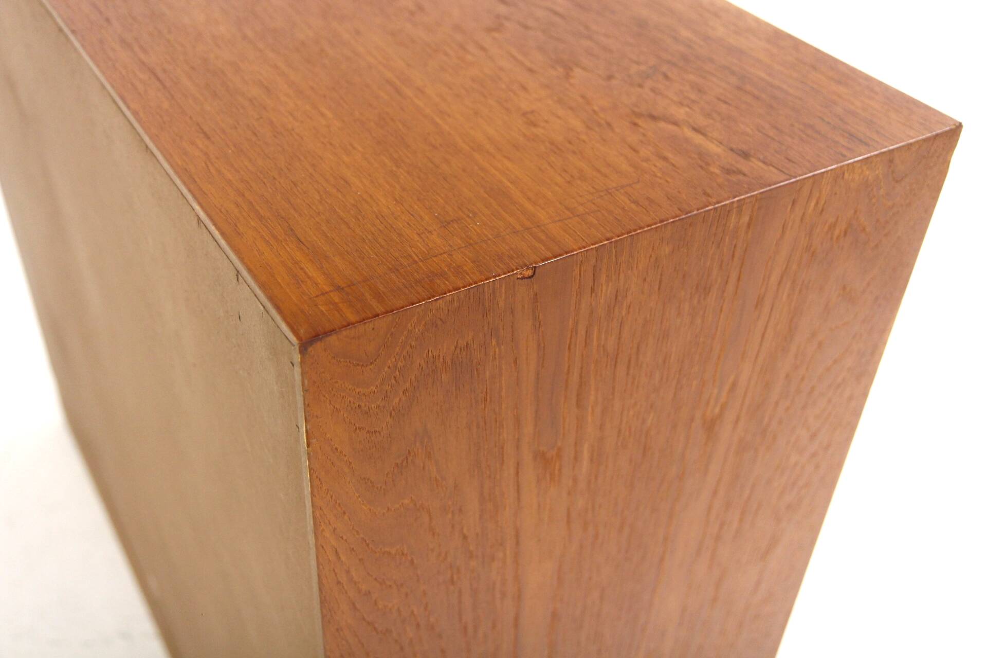 Armoire "Domi Monté" en teck, Nils Jonssons, Suède, 1960