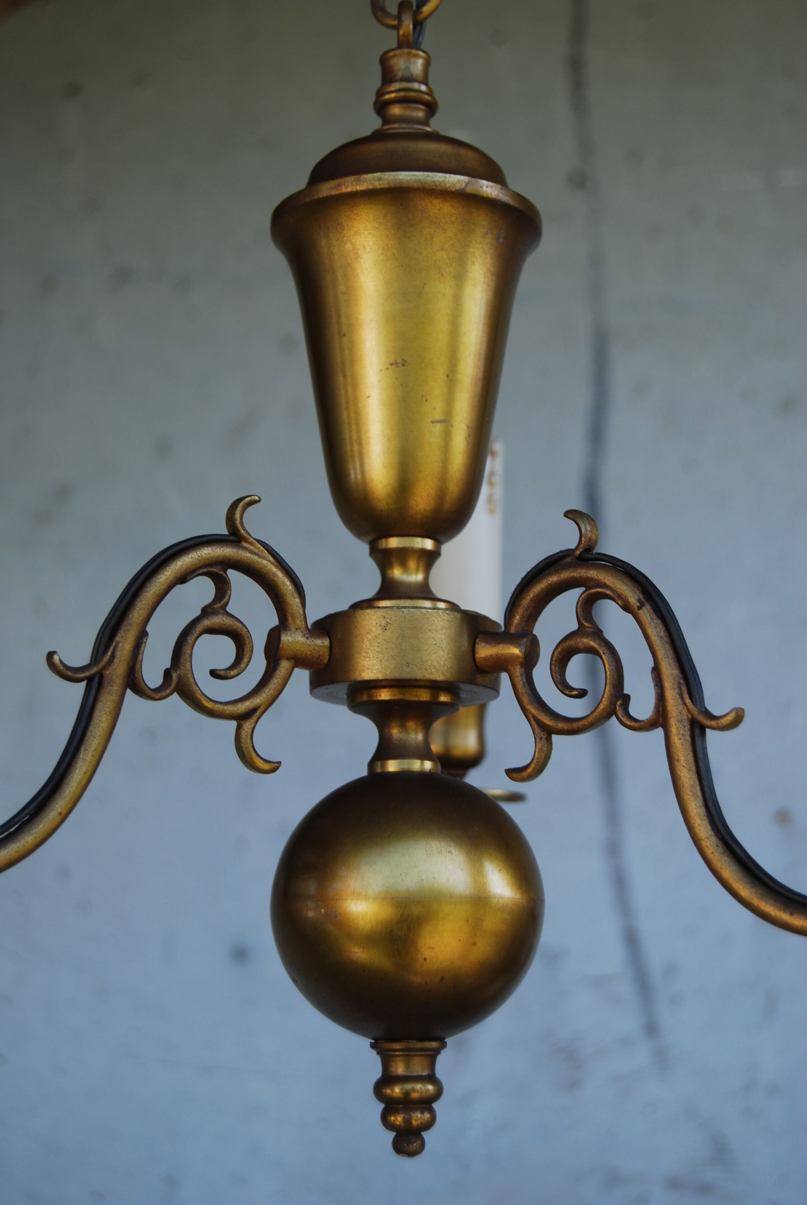 Dutch golden brass chandelier with 3 arms of light