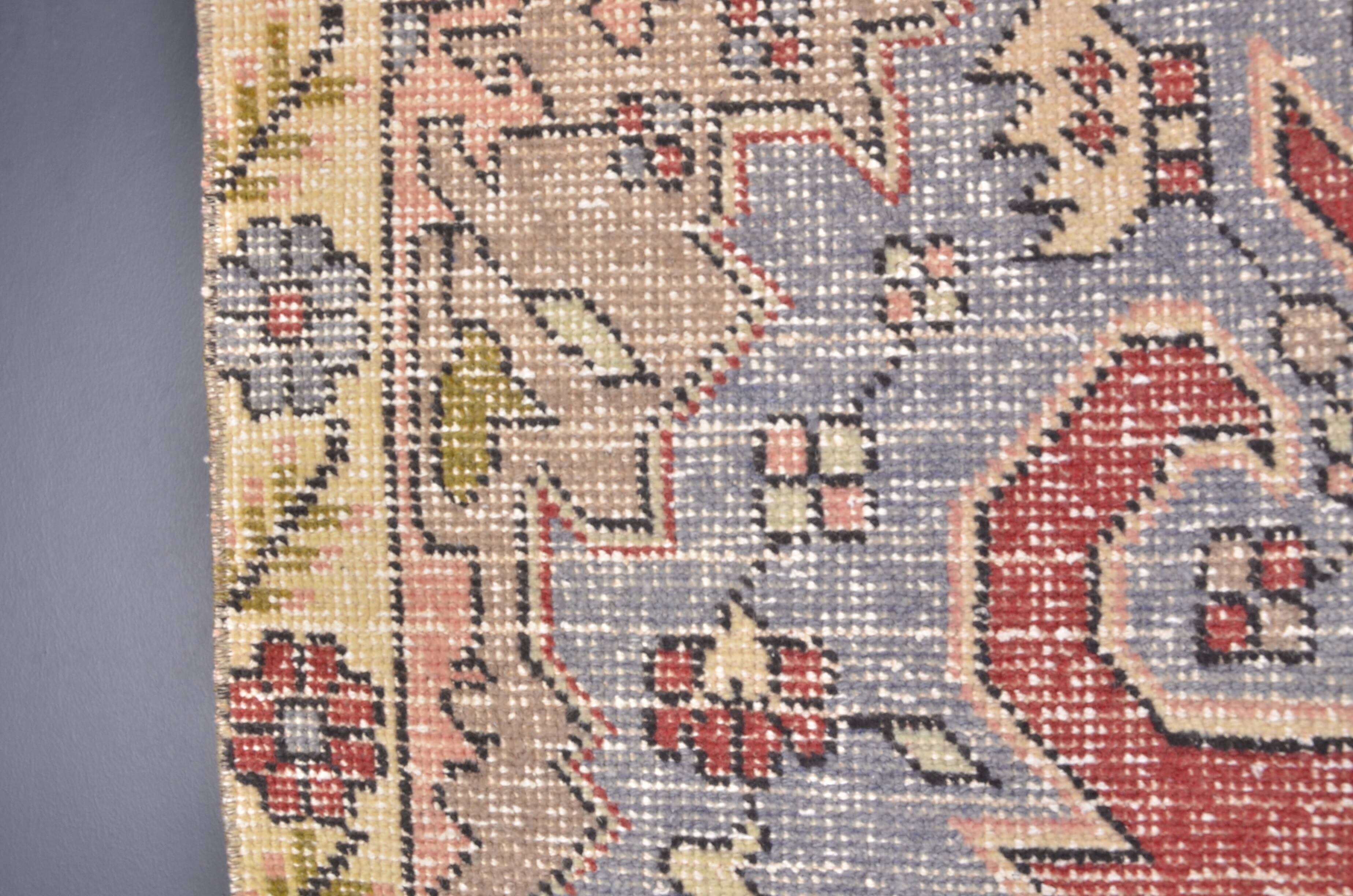 Handknotted Vintage Decorative