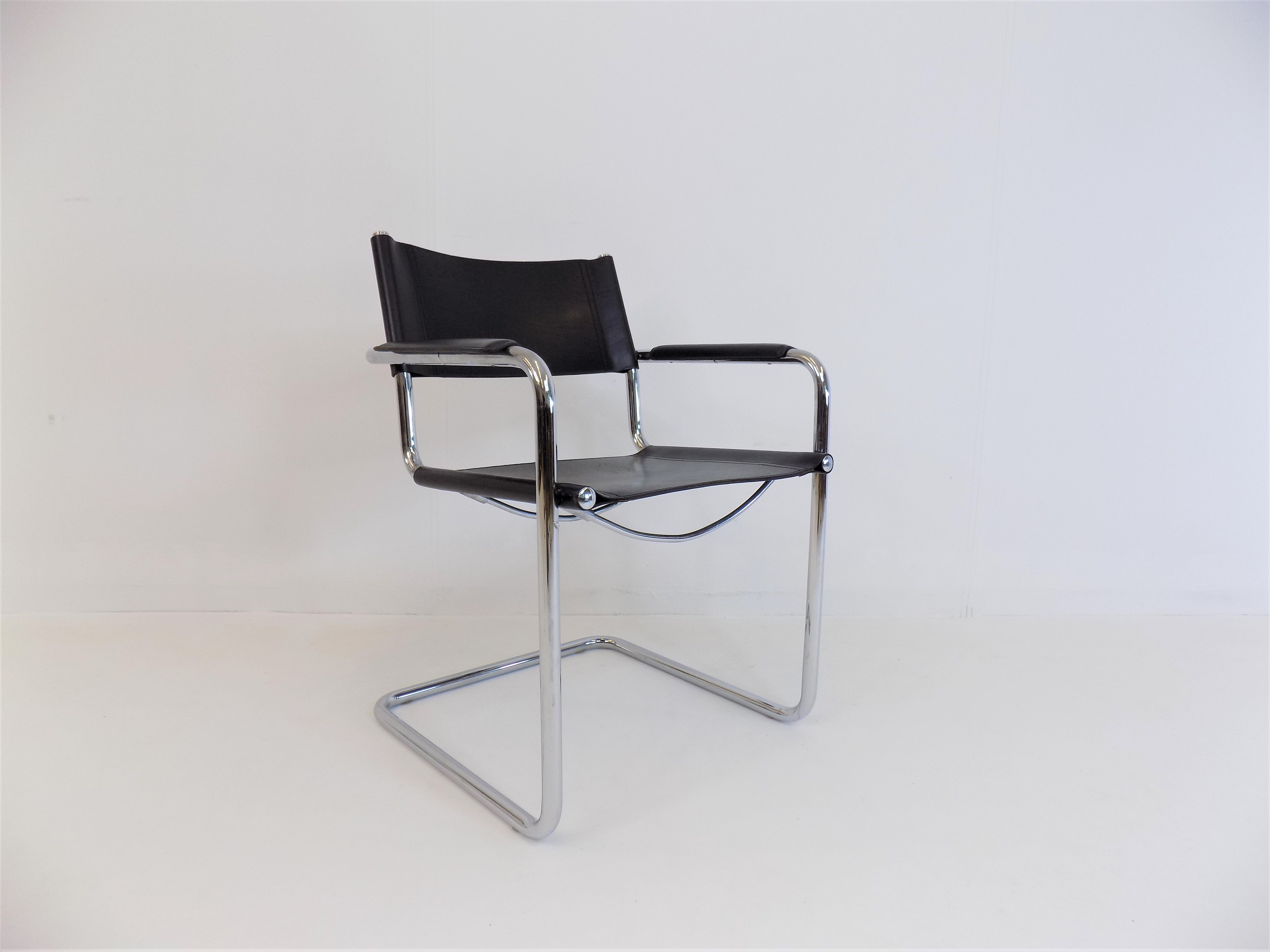 Set of 6 leather cantilever chairs