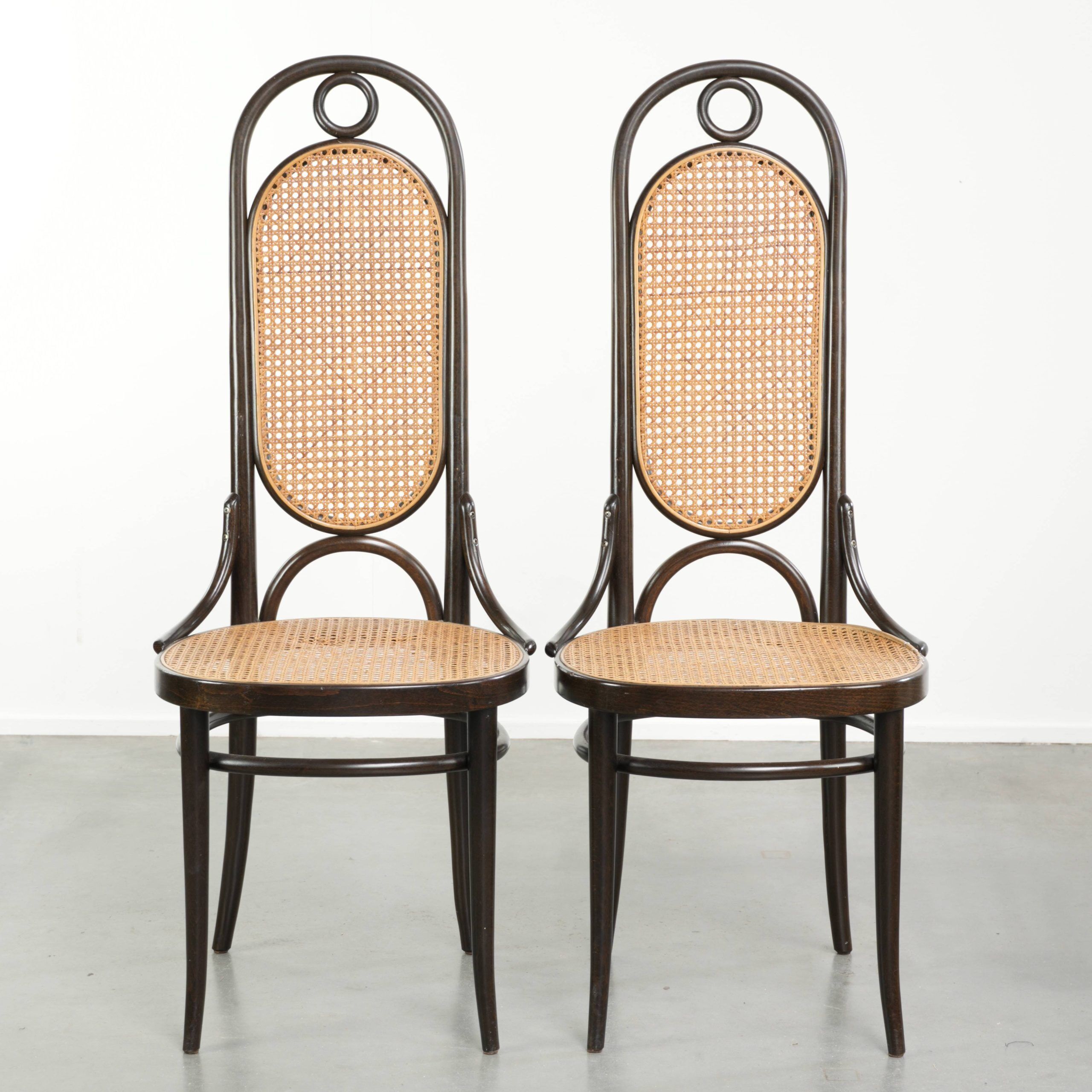 Set of 2 original vintage Thonet design webbing dining chairs with bentwood