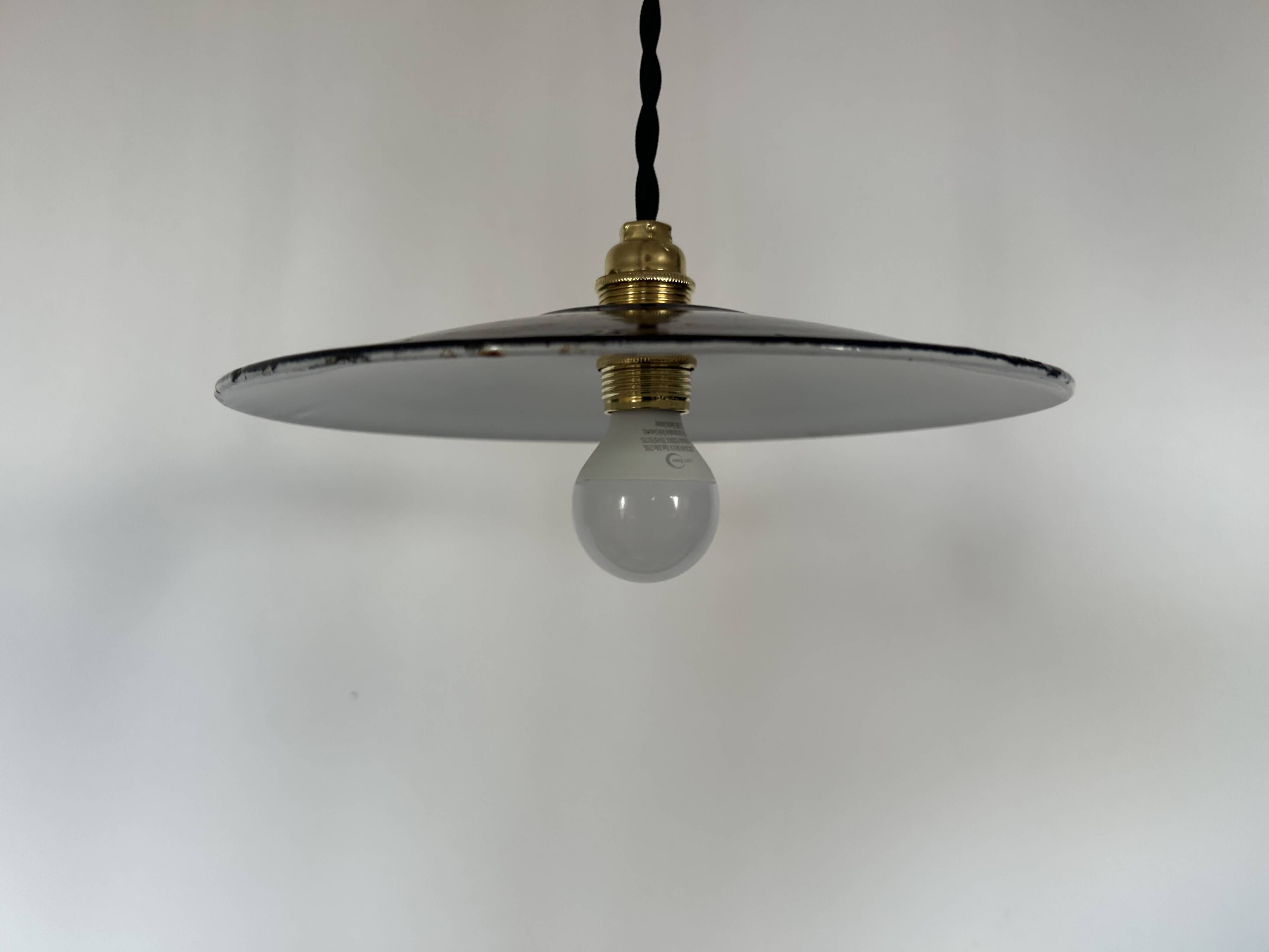 Suspension industrielle noire ancienne D24cm