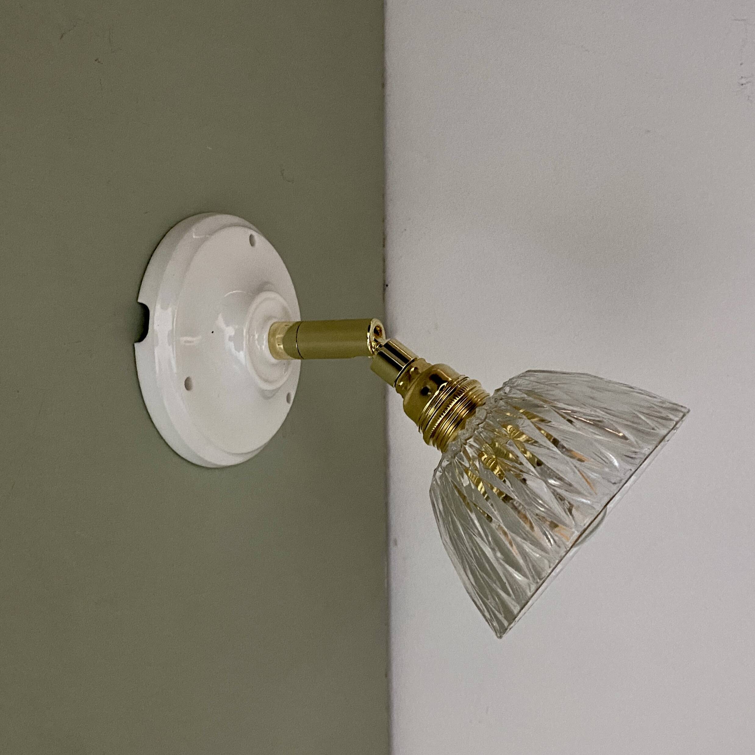 Vintage chiseled glass lampshade wall light - tableware collection -