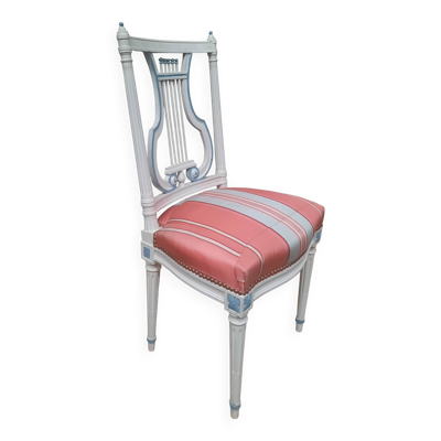 Chaise style Louis XVI laquée dossier lyre