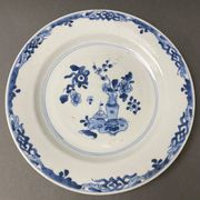 Plate in blue of China XVIII or XIXth Blue and white decoration
