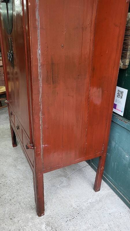 Small Asian lacquered wardrobe with 2 doors and 5 drawers.