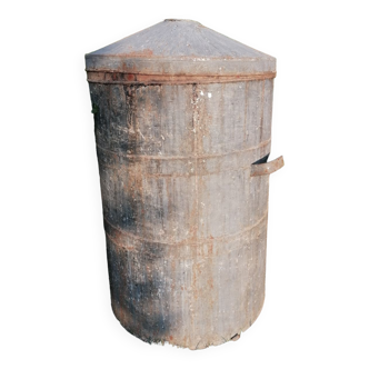 Old grain barrel