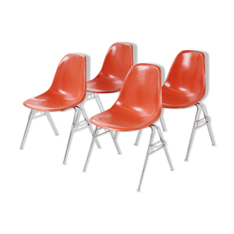 Set de 4 chaises latérales par Charles & Ray Eames pour Herman Miller