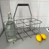 Metal bottle basket