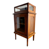 Elegant and vintage display cabinet
