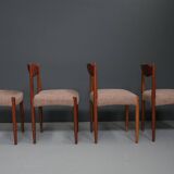 Chaises danoises du milieu du siècle