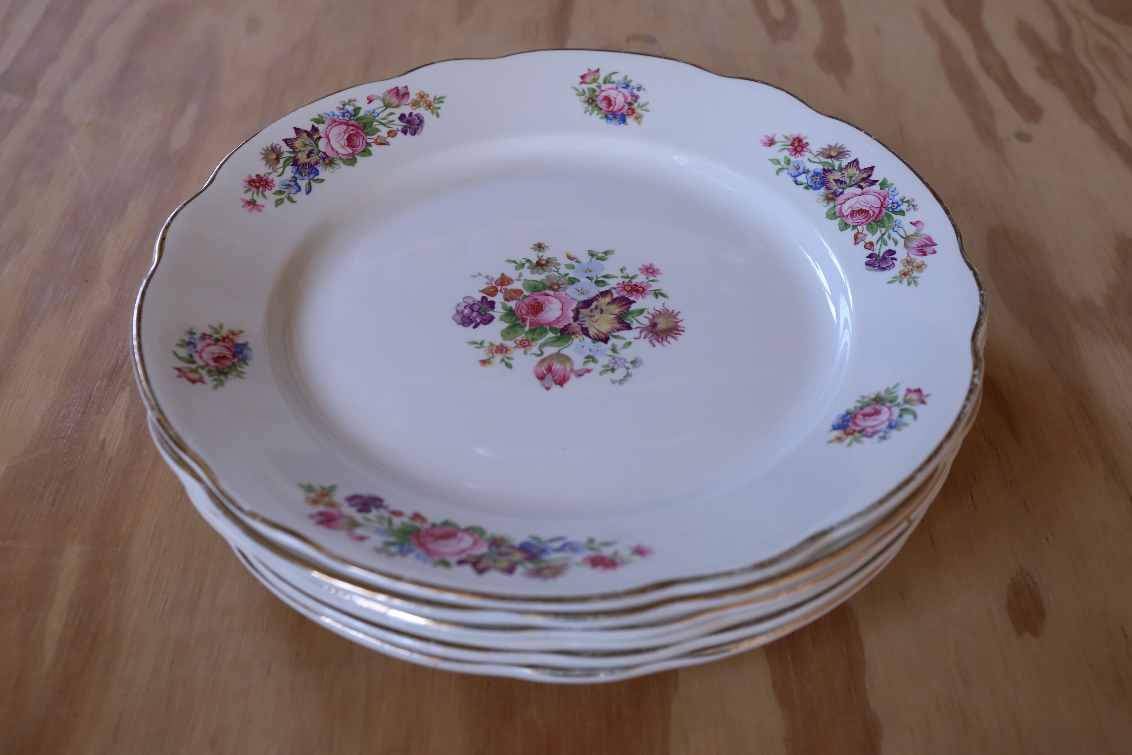6 vintage floral plates Digoin & Sarreguemine