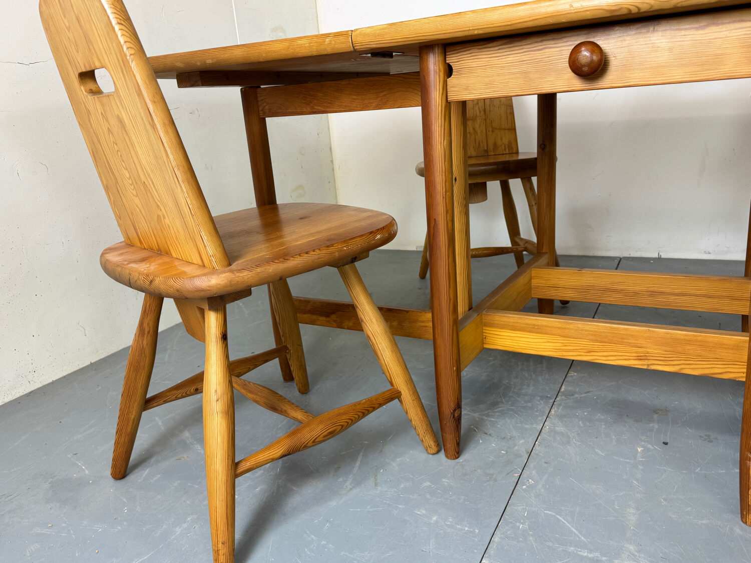 Vintage Scandinavian design dining set by Eero Aarnio for Laukaan.