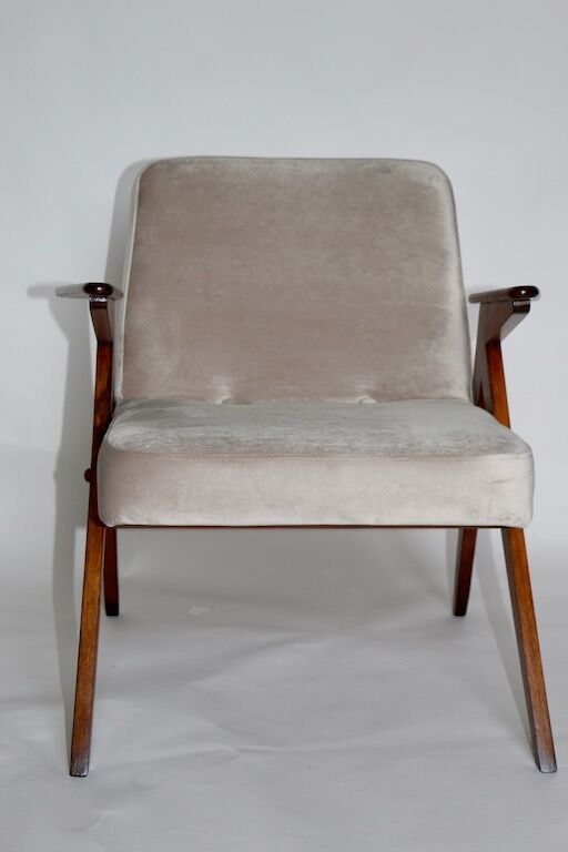 Armchair design by Jozef Chierowski