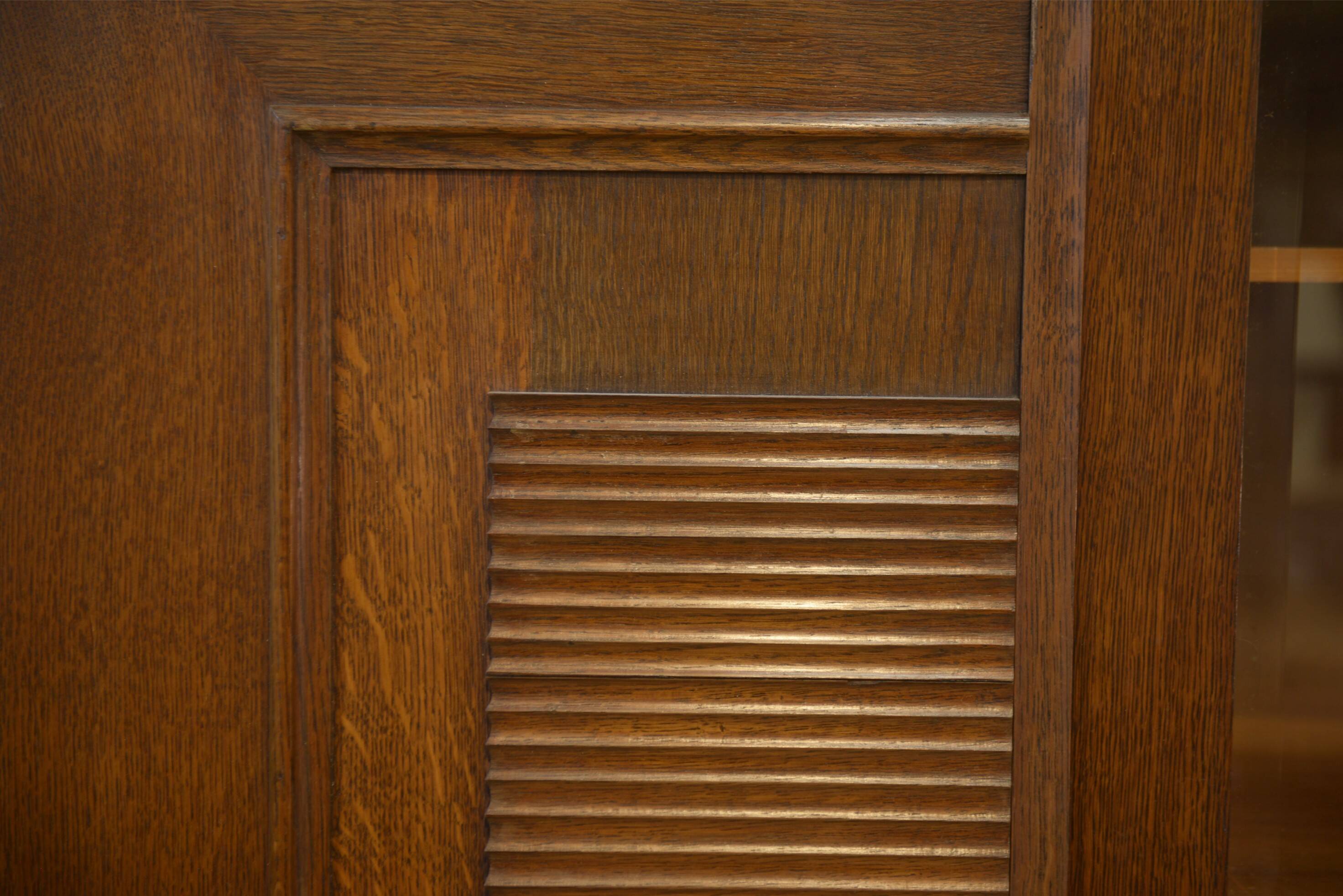 Brutalist display cabinet in oak by Charles Dudouyt, 1940s.