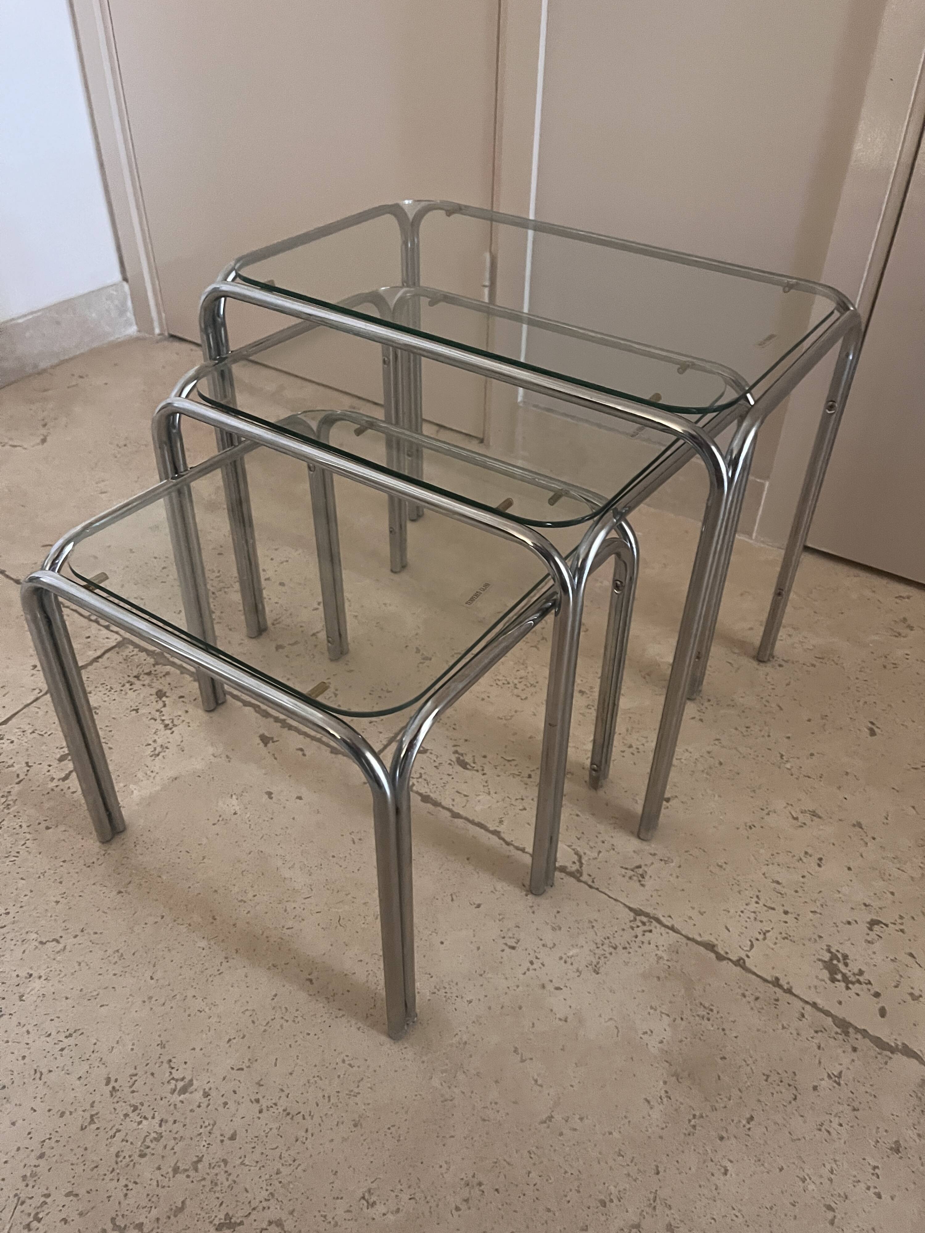 chrome nesting tables from the 1970s