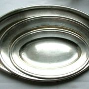 Art Deco oval plate in silver white metal by Félix Frères in Toulouse