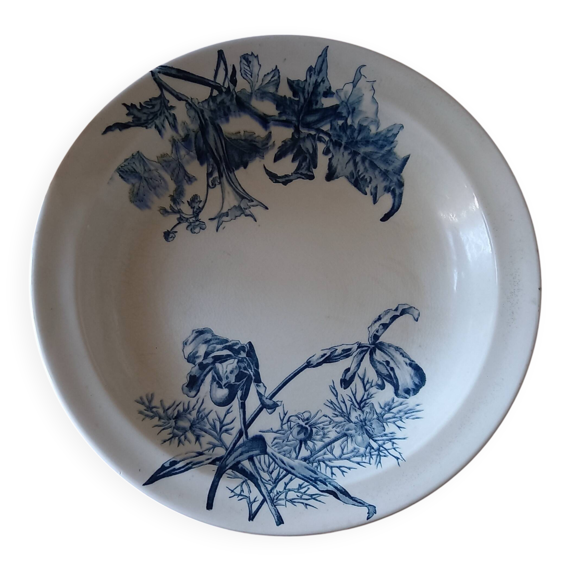 Round plate, ironstone, Clairefontaine Sanejouand & Graves 1890 "Flowers"