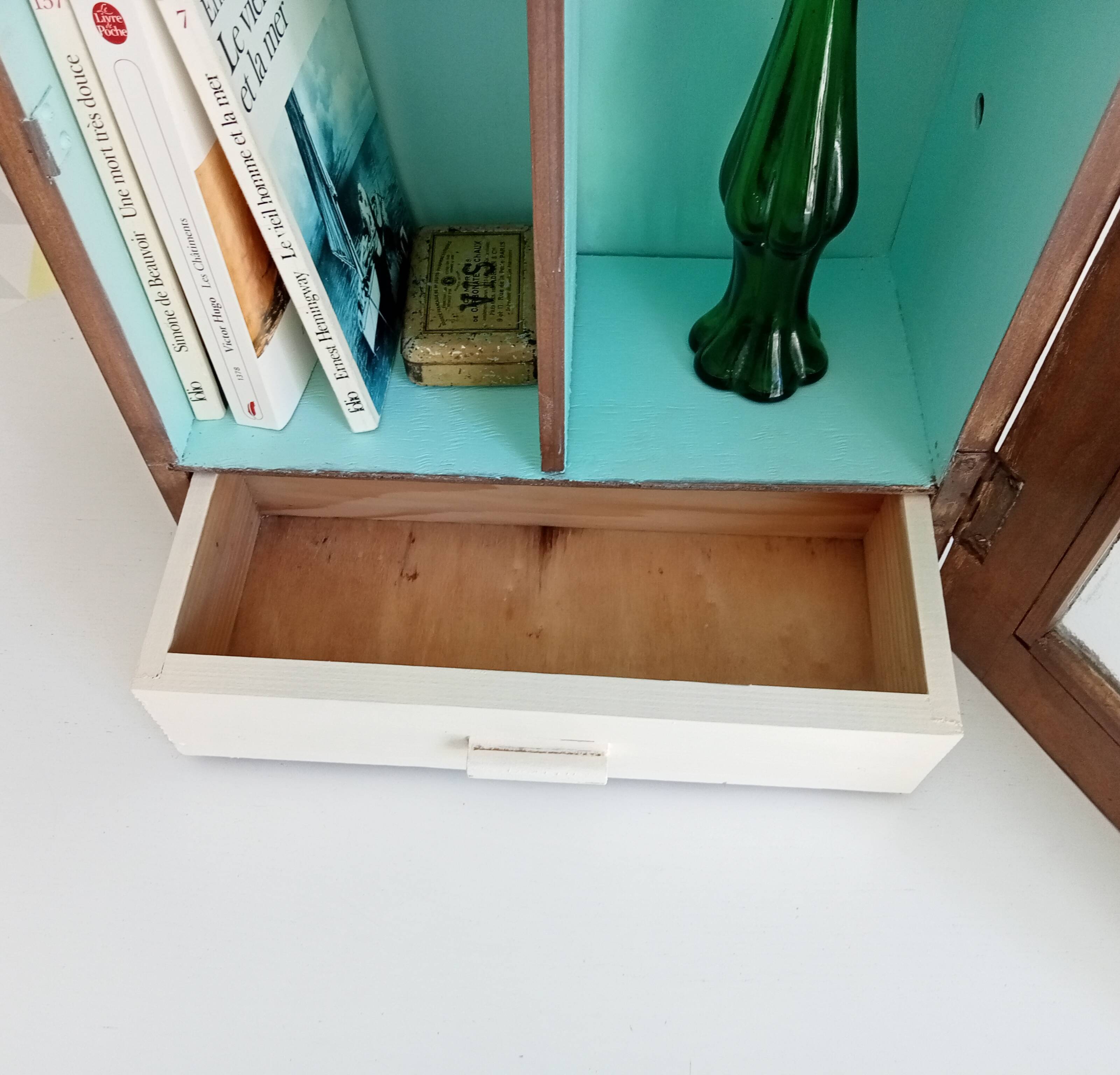 Medicine cabinet 50s 60s