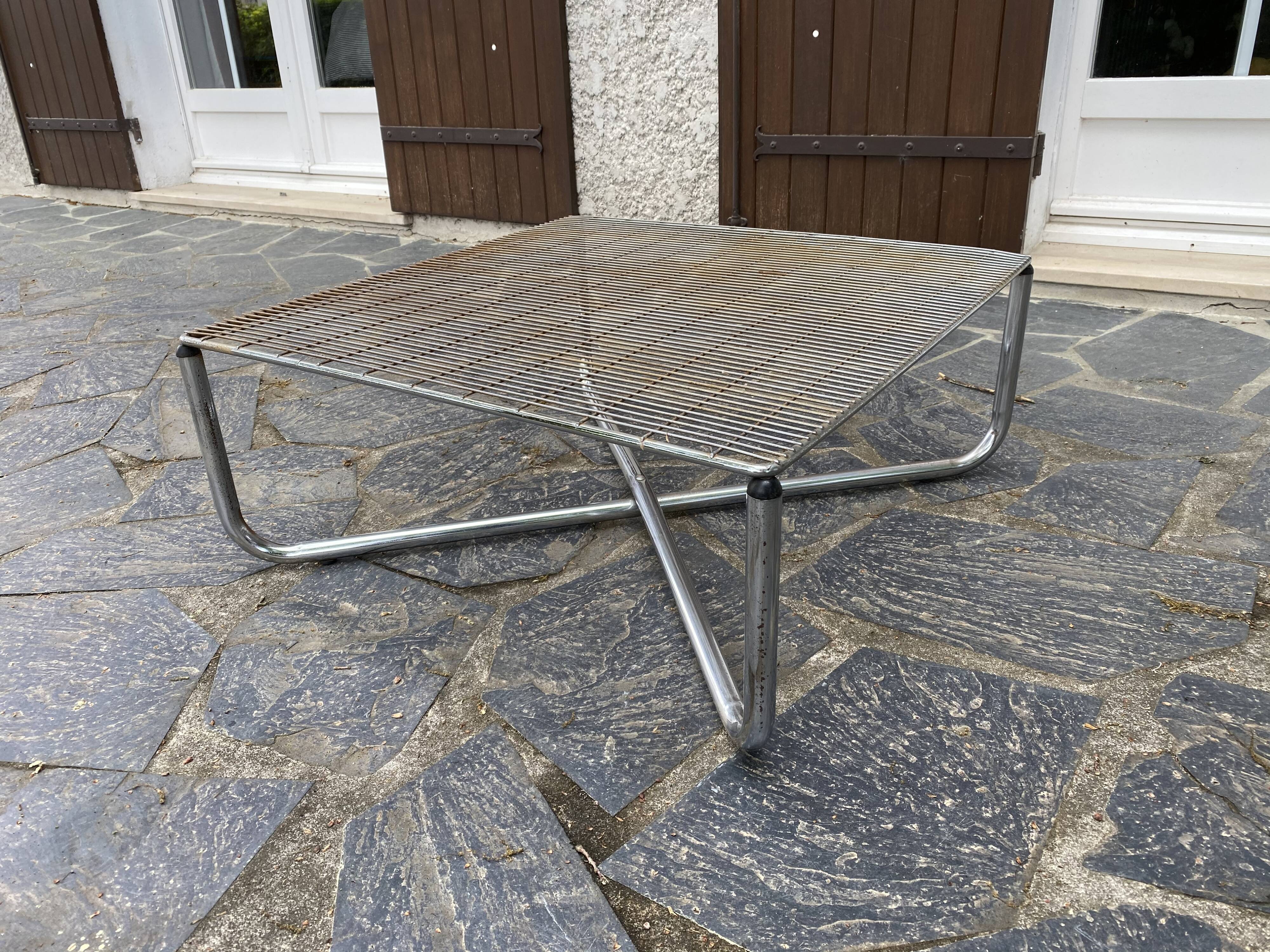 Rare coffee table "Jarpen" by Niels Gammelgaard edition 1980